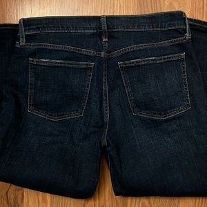 GAP girlfriend mid rise Jean size 8